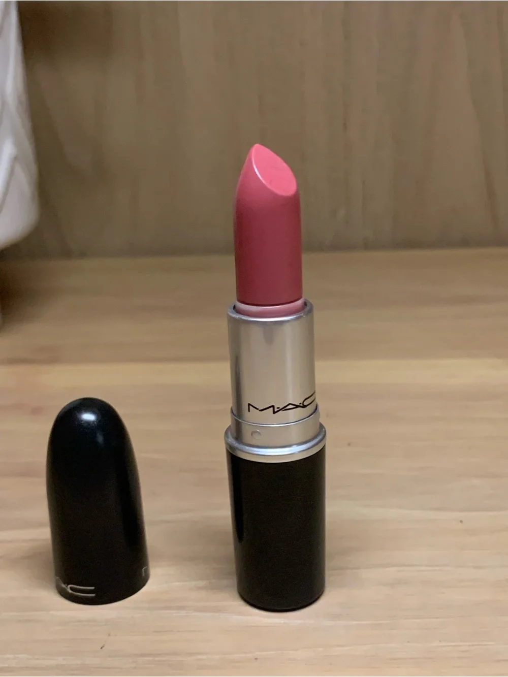 MAC Cosmetics Hot Gossip Original Formula